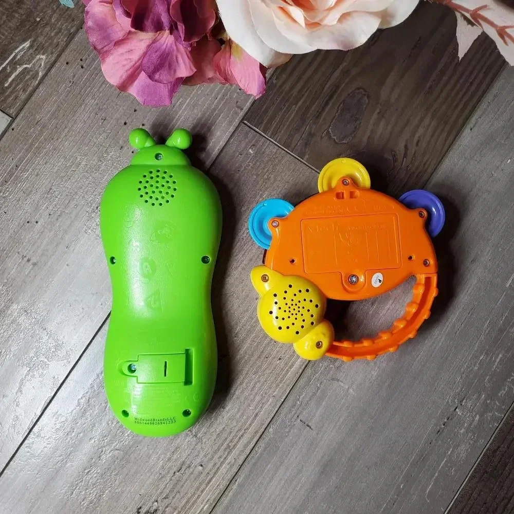 Vtech and CoComelon Baby Toy Bundle 2 Pieces EUC